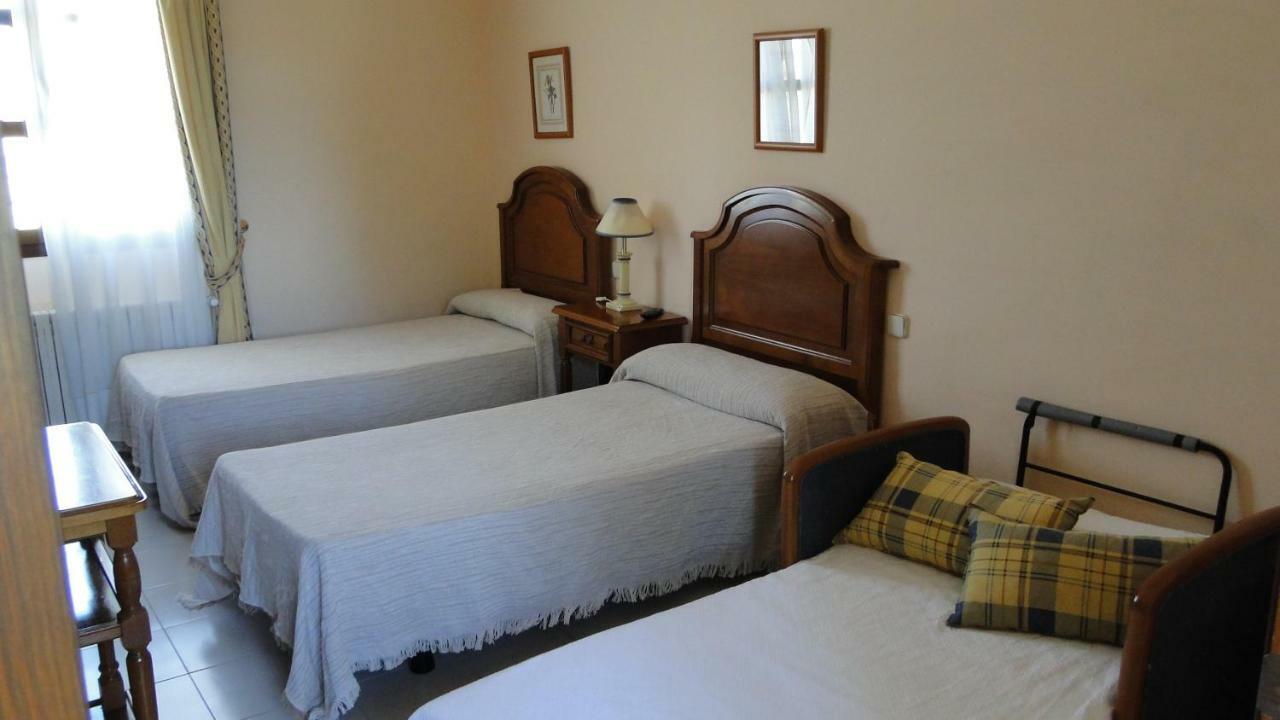 Hostal Las Paneras Ávila Buitenkant foto