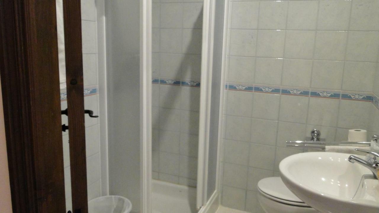 Hostal Las Paneras Ávila Buitenkant foto